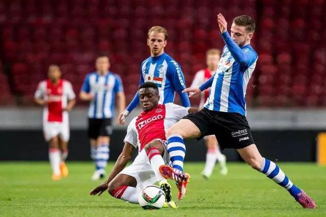 至关重要的 至关重要的