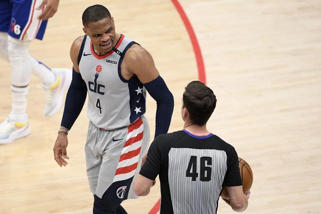 化背景下 化背景下