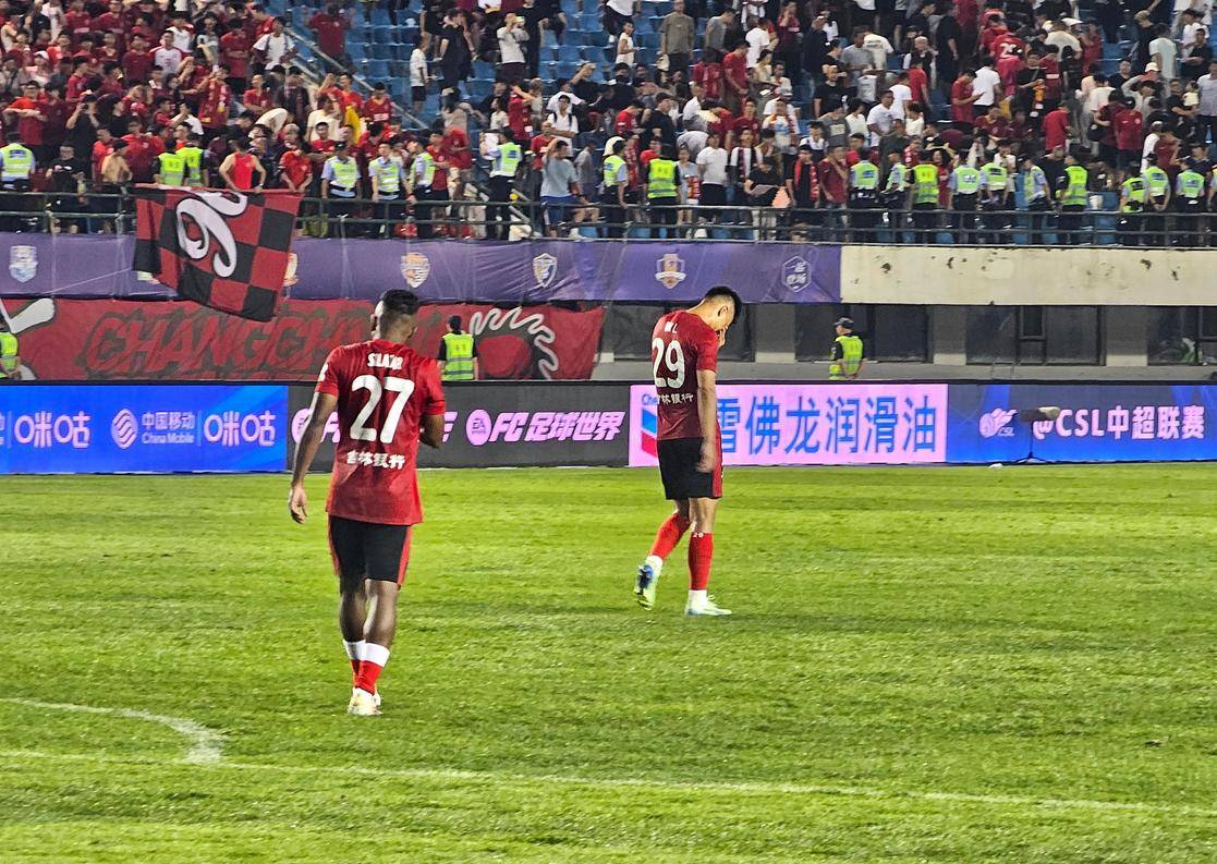 亚选手拉菲 亚选手拉菲